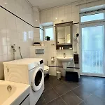 Elegante Jugendstil-wohnung - Ruhige Lage Naehe Hbf Διαμέρισμα