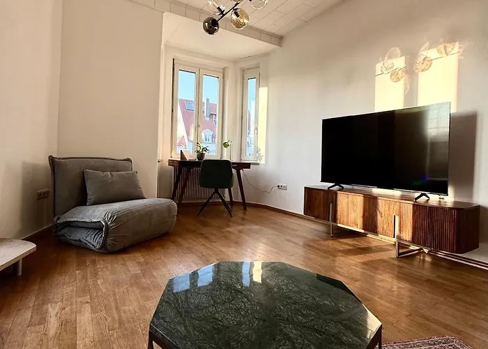 Elegante Jugendstil-wohnung - Ruhige Lage Naehe Hbf