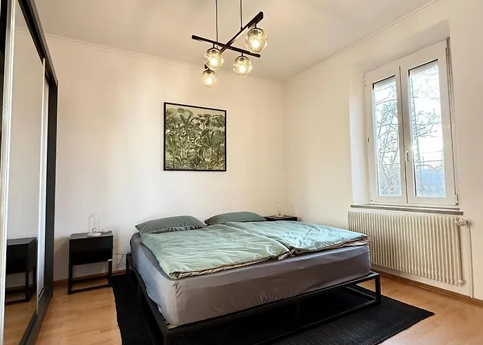 Elegante Jugendstil-wohnung - Ruhige Lage Naehe Hbf *